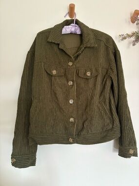 Altar’d State Olive Corduroy Shacket Jacket Cropped Boho- Small